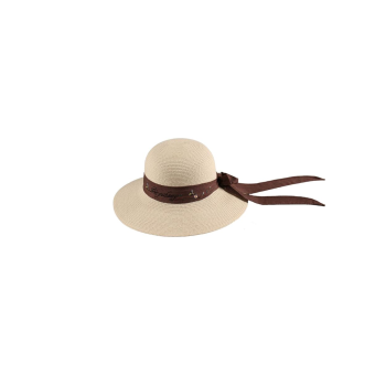 Sombrero pamela de fibra trenzada con cinta decorativa de grosgrain en tono neutro